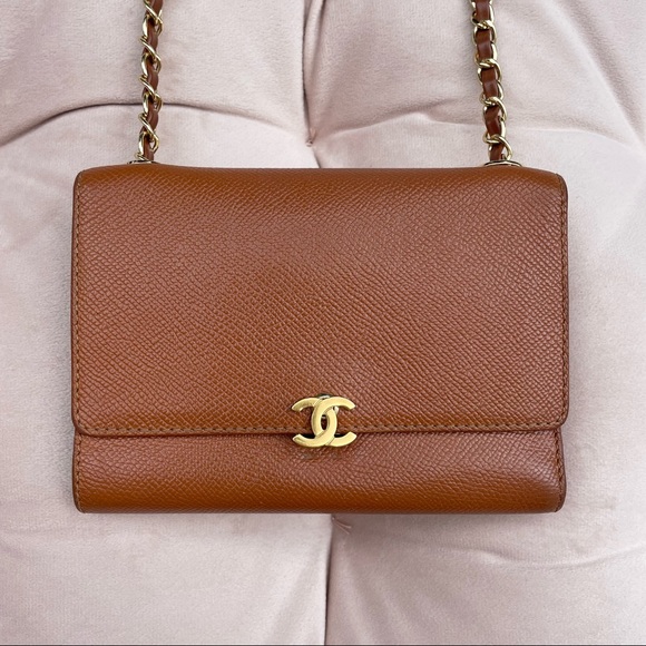 Chanel Interlocking CC Goatskin 1997-1999 Wallet on Chain in Tan - Picture 16 of 16